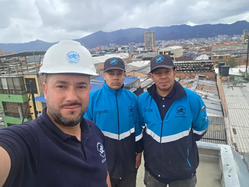 Equipo Mi Plomero Ya